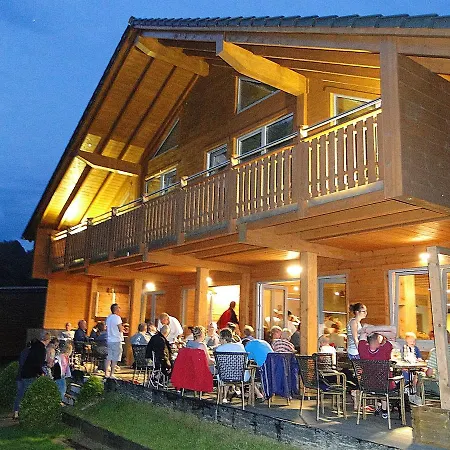 Bissen Semesterpark Esch-sur-Sûre